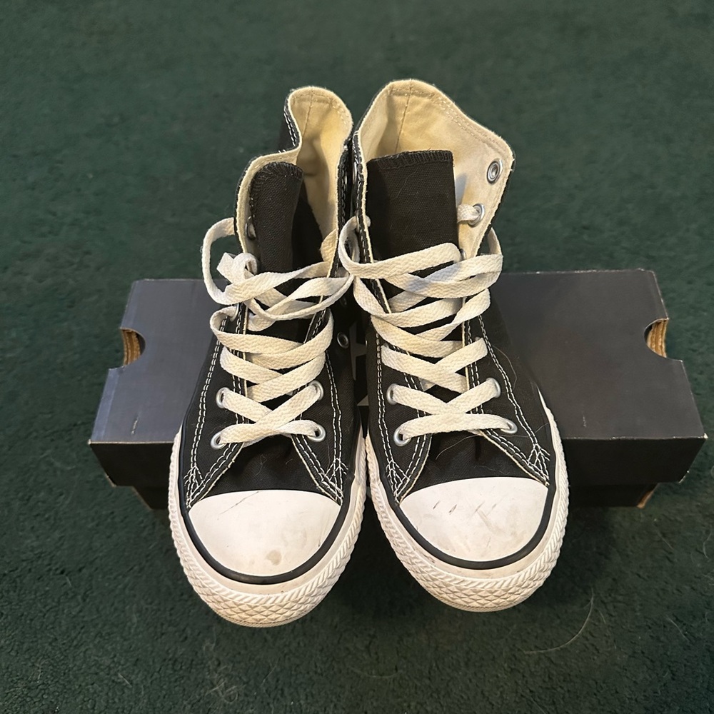 Converse Kids High-Tops - Black and White